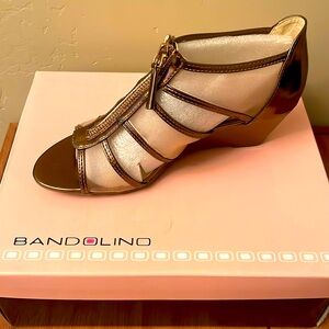 Brand New Size 6.5 - Woman’s Sandal Golden Bronze Color